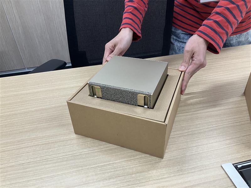 NVIDIA DGX Spark開封の儀 ～ローカルPC上でgpt-oss-120b動かしてみた～