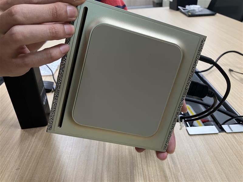 NVIDIA DGX Spark開封の儀 ～ローカルPC上でgpt-oss-120b動かしてみた～